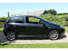 Fiat Punto Jet Black II (Just 19,000 Miles+Air Con+Bluetooth+Privacy+Gunmetal Alloys) - Thumb 2