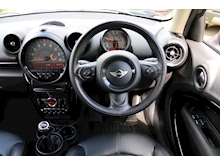 MINI Mini Countryman Cooper D All4 (CHILLI Pack+Gravity LEATHER+Gloss Black 17