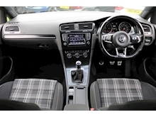 Volkswagen Golf TDI BlueMotion Tech GTD (ADAPTIVE Cruise+Gunmetal Alloys+PRIVACY+POWER Mirrors) - Thumb 17