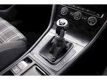 Volkswagen Golf TDI BlueMotion Tech GTD (ADAPTIVE Cruise+Gunmetal Alloys+PRIVACY+POWER Mirrors) - Thumb 23
