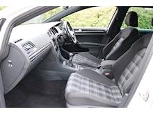 Volkswagen Golf TDI BlueMotion Tech GTD (ADAPTIVE Cruise+Gunmetal Alloys+PRIVACY+POWER Mirrors) - Thumb 34