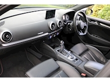 Audi S3 2.0 TFSI 310BHP S Tronic Sportback (SAT NAV+2 Owners+FULL HISTORY+Low Mileage) - Thumb 1