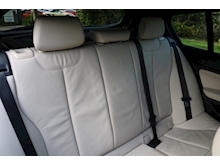 BMW 1 Series M140i Shadow Edition (Adap Suspension+SUNROOF+ELECTRIC Seats+Harmon Karden+Big Screen PRO MEDIA) - Thumb 44
