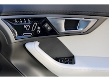 Jaguar F-Type V6 S (PAN Roof+MEMORY Pack+REAR CAMERA+KEYLESS+HEATED Steering Wheel) - Thumb 17