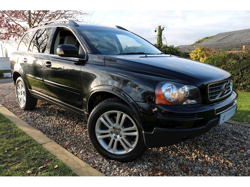Volvo XC90 2.4 D5 SE Lux AWD (IVORY Leather+SUNROOF+TOW Pack+SAT NAV+10 Services+CAMBELT Done)