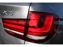 BMW X5 40d M Sport (7 SEATER+313BHP+ULEZ Free+IVORY Leather+PRIVACY+Digital Dash+History) - Thumb 16