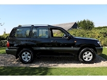 Toyota Land Cruiser Amazon 4.7 V8 VX (7 Seater+Tow Pack+Last Owner 20 Years+Just 2 Owners+20 Toyota Services) - Thumb 2