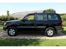 Toyota Land Cruiser Amazon 4.7 V8 VX (7 Seater+Tow Pack+Last Owner 20 Years+Just 2 Owners+20 Toyota Services) - Thumb 29