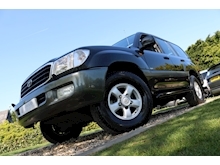 Toyota Land Cruiser Amazon 4.7 V8 VX (7 Seater+Tow Pack+Last Owner 20 Years+Just 2 Owners+20 Toyota Services) - Thumb 8