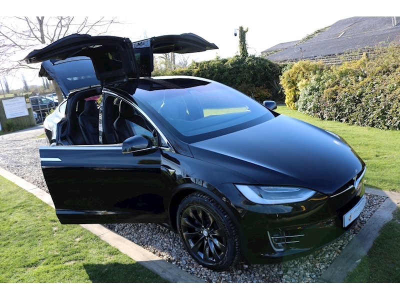Tesla Model X 100D (TOW Pack+6 SEATS+Enhanced AUTOPILOT+WiFi For Life+CARBON Pack)