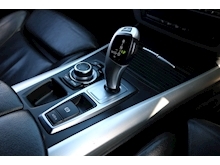 BMW X5 Xdrive40d M Sport (Ceramic Coat+COMFORT Seats+DAB+Full BLACK Pack+9 Services) - Thumb 38