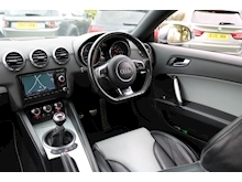Audi TTS TFSI Black Edition - Thumb 25