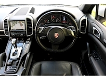 Porsche Cayenne 3.0TD V6 (PAN Roof+PCM Sat Nav+PRIVACY+Black Pack) - Thumb 33