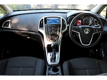 Vauxhall Astra CDTi Sri (Auto+Cruise+Air Con+Shadow Alloys+Great Value) - Thumb 3