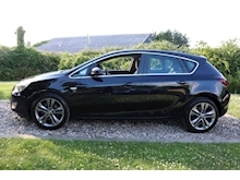 Vauxhall Astra CDTi Sri (Auto+Cruise+Air Con+Shadow Alloys+Great Value) - Thumb 24