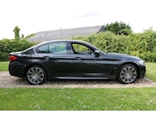 BMW 5 Series 530e M Sport (TECH Pack+HEADS Up+WiFi+GESTURE+Display Key+1 OWNER) - Thumb 2