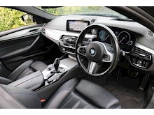 BMW 5 Series 530e M Sport (TECH Pack+HEADS Up+WiFi+GESTURE+Display Key+1 OWNER) - Thumb 5