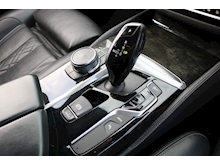 BMW 5 Series 530e M Sport (MEGA Spec+COMFORT, VENTILATING MASSAGE Seats+HEADS UP+VDC Suspension) - Thumb 11