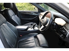 BMW 5 Series 530e M Sport (MEGA Spec+COMFORT, VENTILATING MASSAGE Seats+HEADS UP+VDC Suspension) - Thumb 9