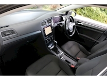 Volkswagen Golf 1.4 TSI BlueMotion Tech SE Nav (DSG Auto+Black Alloys+Adaptive Cruise+Big Screen SAT NAV+Privacy) - Thumb 1