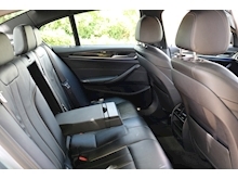 BMW 5 Series 530e M Sport (TECH Pack+COMFORT Access+HEAD Up+GESTURE+Camera+Apple Car Play) - Thumb 54