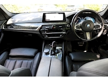 BMW 5 Series 530e M Sport (TECH Pack+COMFORT Access+HEAD Up+GESTURE+Camera+Apple Car Play) - Thumb 3