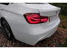 BMW 3 Series 330e M Sport Shadow Edition (1 Owner+5 BMW Services+Power Fold Mirrors+BMW MEDIA Professional) - Thumb 44