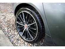 Jaguar XE 2.0D Portfolio AWD 25d 240BHP (2018 Model Year+PANORAMIC Glass Roof+AWD+Full JAGUAR History) - Thumb 26