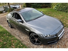 Jaguar XE 2.0D Portfolio AWD 25d 240BHP (2018 Model Year+PANORAMIC Glass Roof+AWD+Full JAGUAR History) - Thumb 23