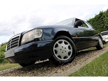 Mercedes-Benz E Class E220 (Just 70,000 Miles+Loads Of History+Long Term Ownership 19 years+Time Warp Car) - Thumb 6