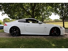 Jaguar Xk XKR 5.0 V8 SuperCharger Coupe (SAT NAV+12 Services+BLACK Pack+PERFORMANCE Brakes+510 BHP+Stunning) - Thumb 45