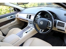 Jaguar XF 2.2D Luxury (1 PRIVATE Owner+10 Jaguar Stamps+Rear CAMERA Pack+Exceptional XF) - Thumb 1