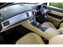 Jaguar XF 2.2D Luxury (1 PRIVATE Owner+10 Jaguar Stamps+Rear CAMERA Pack+Exceptional XF) - Thumb 32