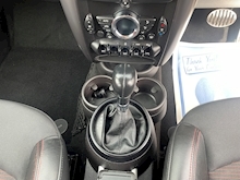 2.0 Cooper SD SUV 5dr Diesel Automatic (150 g/km, 143 bhp)