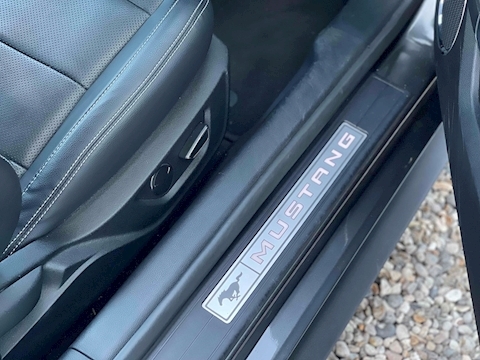 Mustang V8 GT Convertible 5.0 Manual Petrol