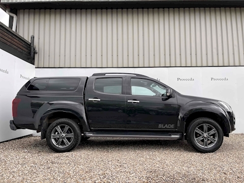 1.9 TD Blade Double Cab Pickup 4dr Diesel Manual 4WD Euro 6 (164 ps)