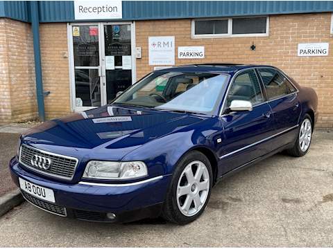 S8 4.2 quattro 4dr