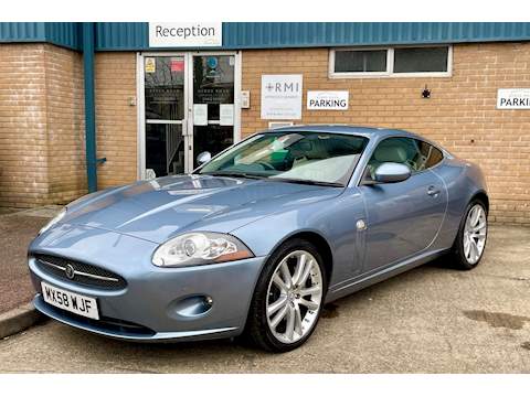 XK 4.2 V8 Auto 2dr