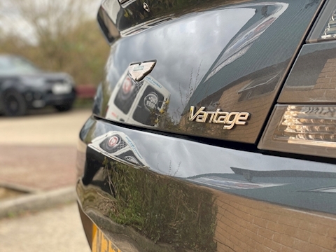 Vantage 4.3 V8 Sportshift Euro 4 2dr