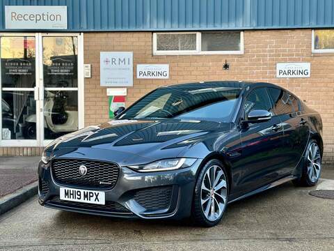 2.0 P250i R-Dynamic HSE Saloon 4dr Petrol Auto Euro 6 (s/s) (250 ps)