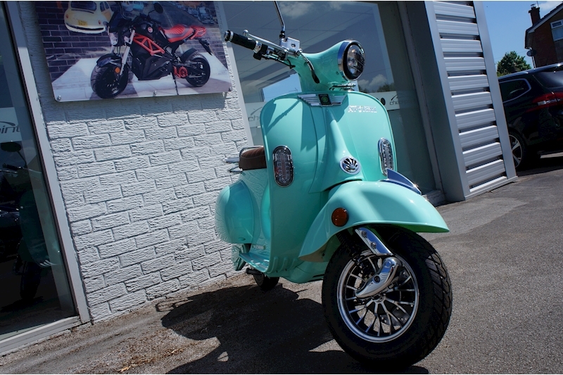 Artisan EV2000R DUAL CELL Motorcycle Automatic Electric