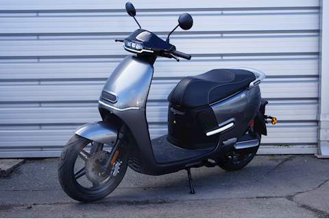 EK3 0.0 Scooter Automatic Electric