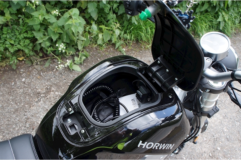 Horwin CR6 Café Racer Motorcycle Automatic Electric