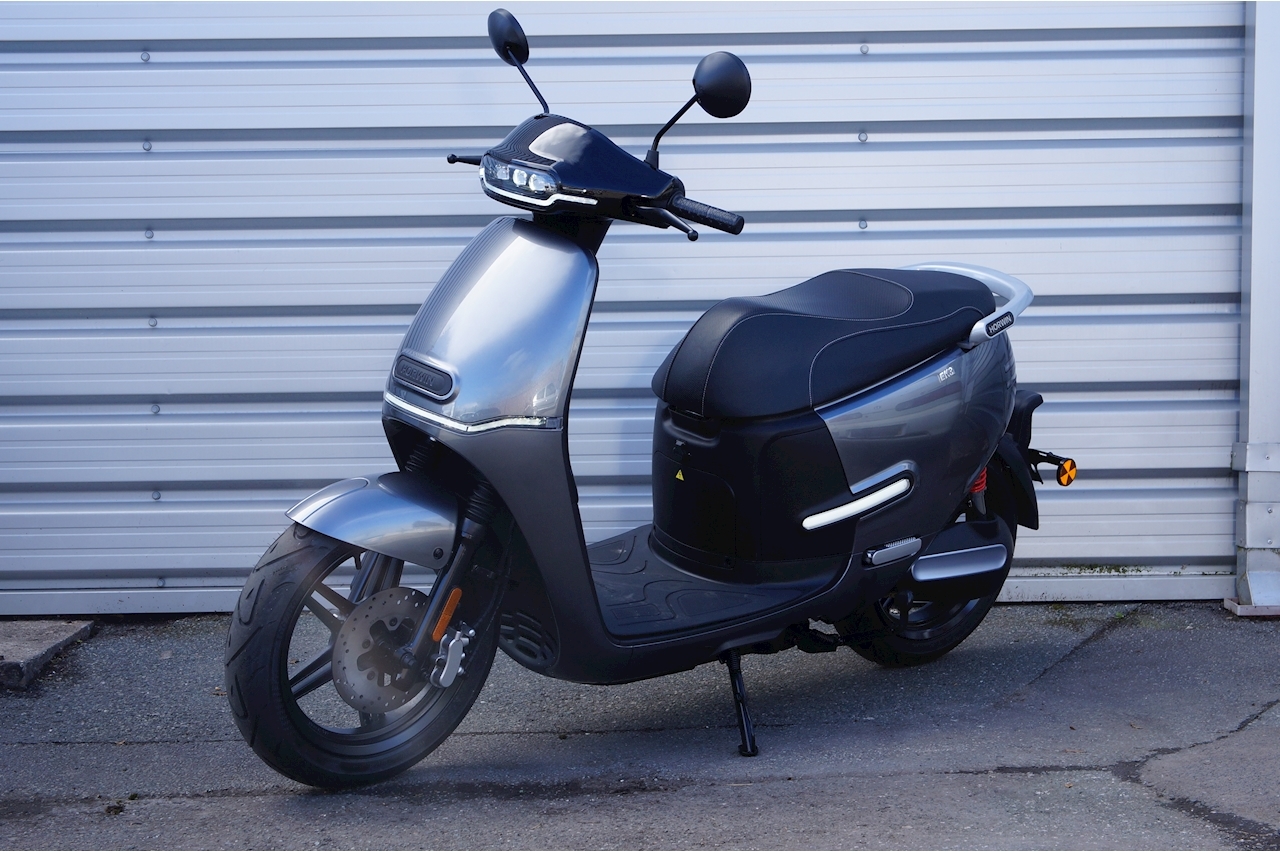 L3e 0.0 Motorcycle Automatic Electric