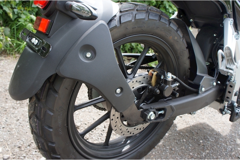 Horwin CR6 Café Racer Motorbike Auto Electric
