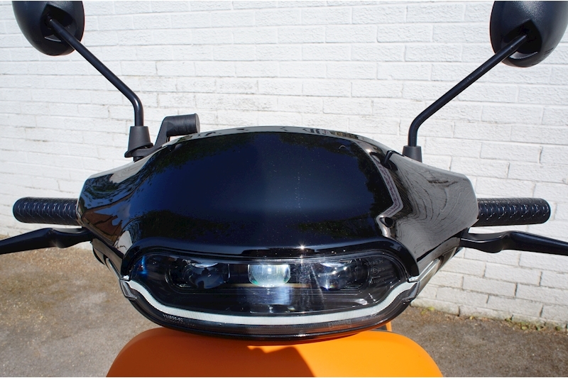 Horwin Extended Range 0.0 Scooter Electric