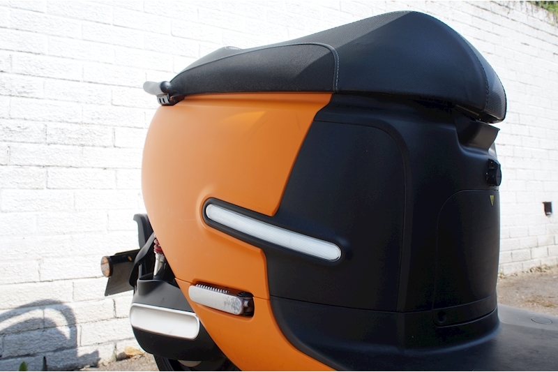 Horwin Extended Range 0.0 Scooter Electric