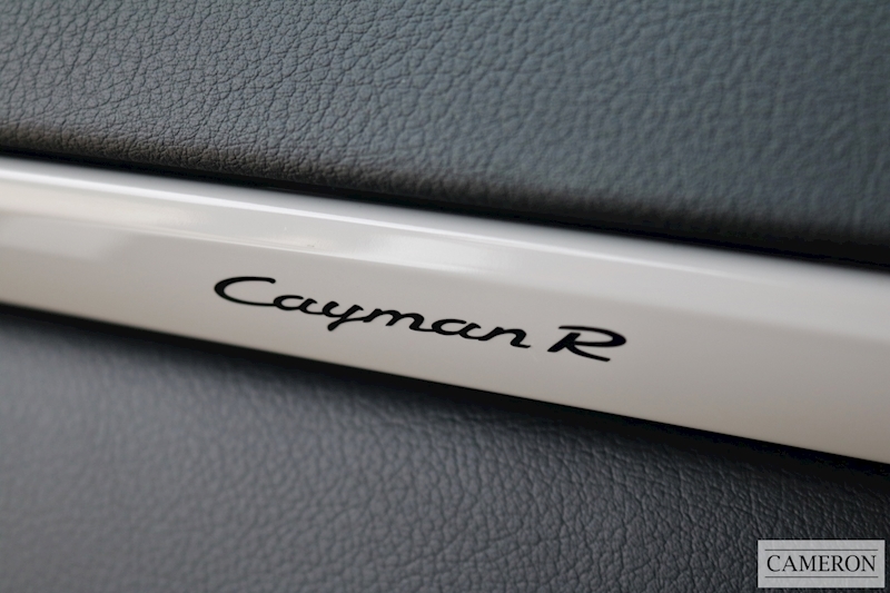 Porsche Cayman 987 3.4 R Coupe Manual