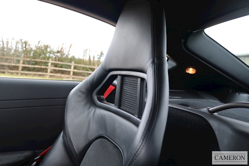 Porsche Cayman 987 3.4 R Coupe Manual