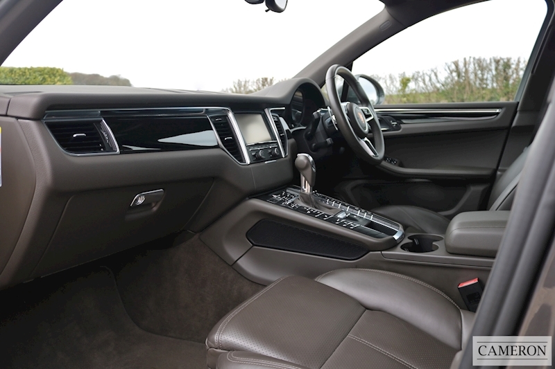 Porsche Macan S 3.0 5dr SUV Automatic Petrol